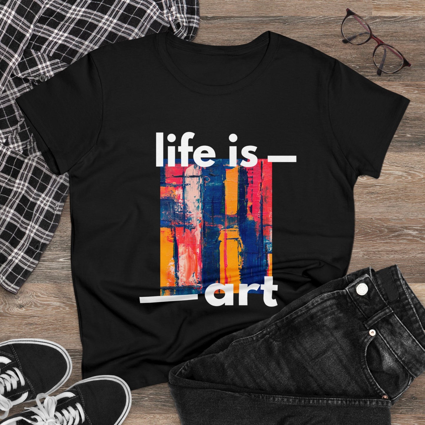 T shirt Life is art Graphic